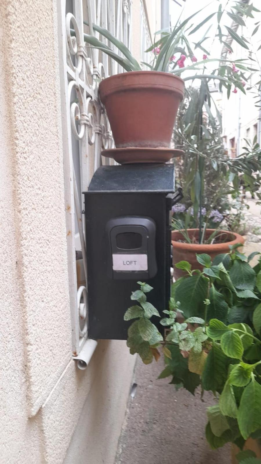 Tournus Castrum Romain- Loft 90M2 - 3 Etoiles - Petit Box Velo - 5Mn Autoroute Δωμάτιο φωτογραφία